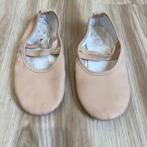 Stelle Girls pink ballet shoes size unavailable